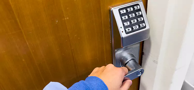 Why Choose Us for Your Keypad Lock Needs in Lake Forest, IL?